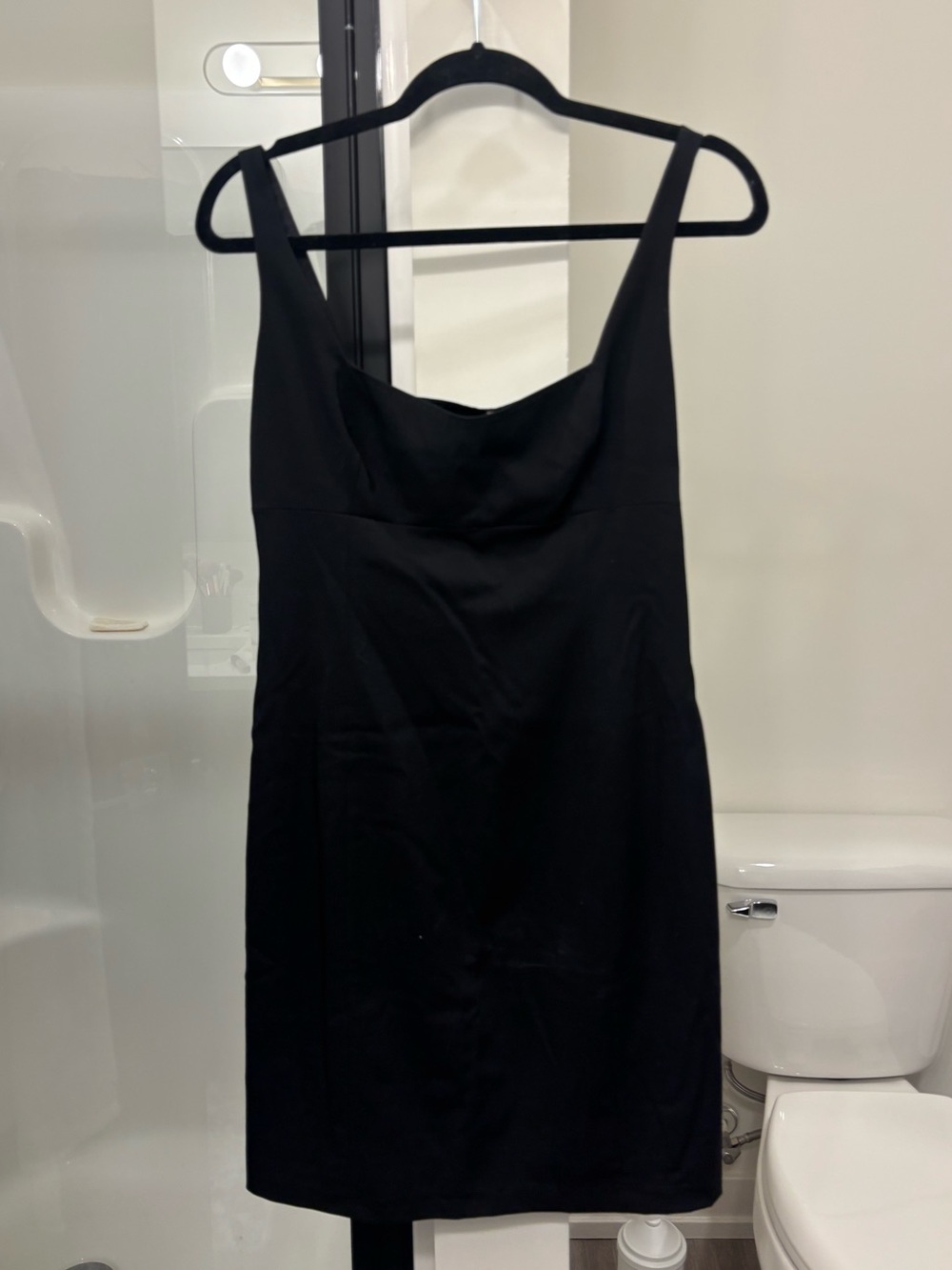 NWT Elie Tahari Gaylan Dress Black